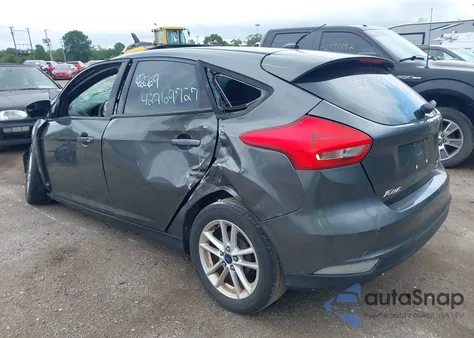 2015 Ford Focus Se z USA, uszkodzony, nr VIN 1FADP3K22FL253380